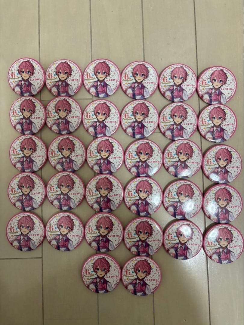 さとみくん 6周年 缶バッチ 32個＋痛バA4おまけ