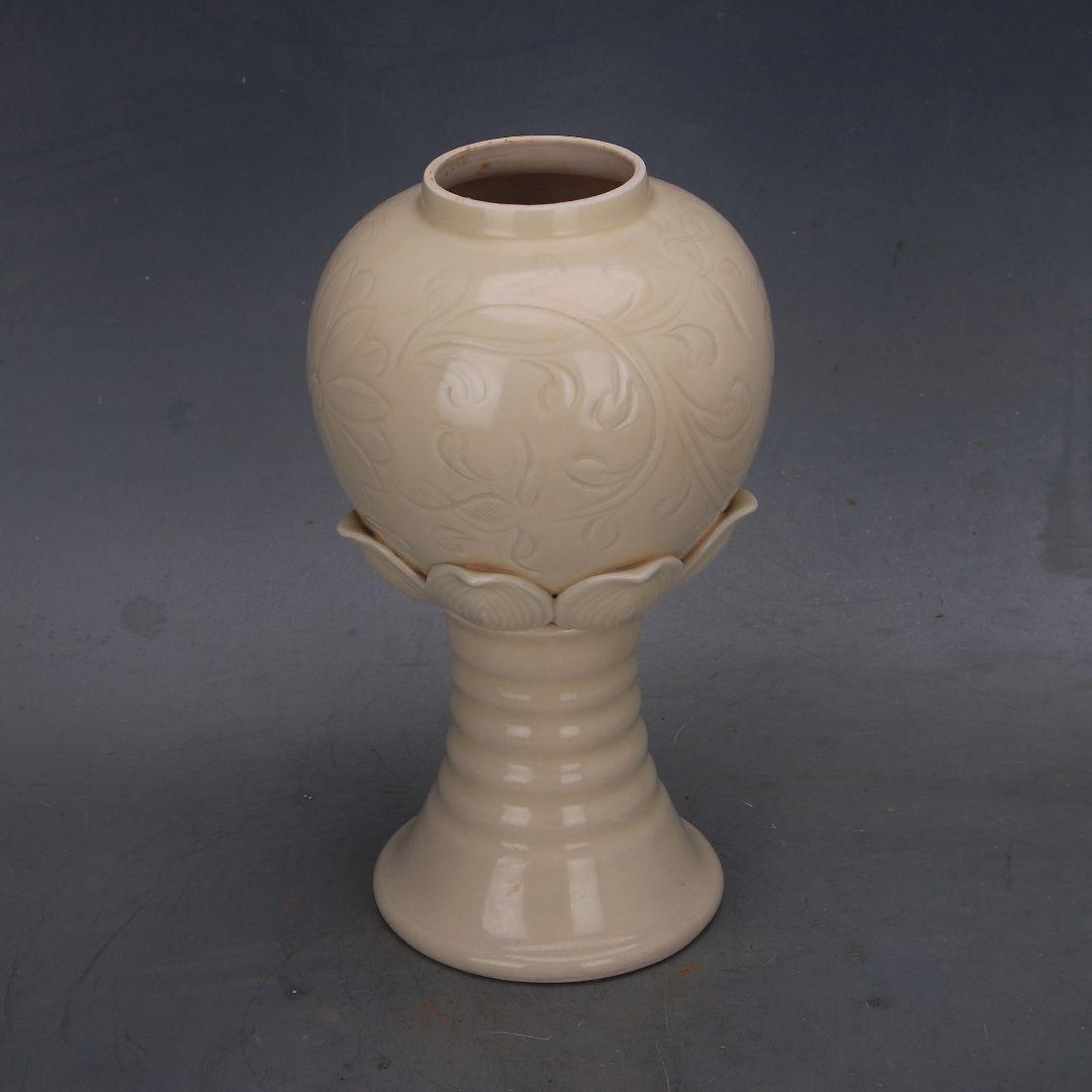 宋定窯 白釉暗刻堆彫蓋缶 景徳鎮 陶磁器 装飾品 現代工芸品 美術品 置物