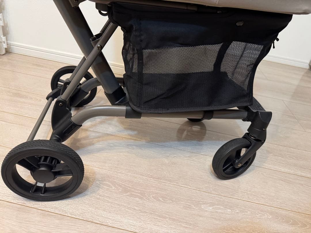 エアバギー wiz x VINTAGE KHAKI