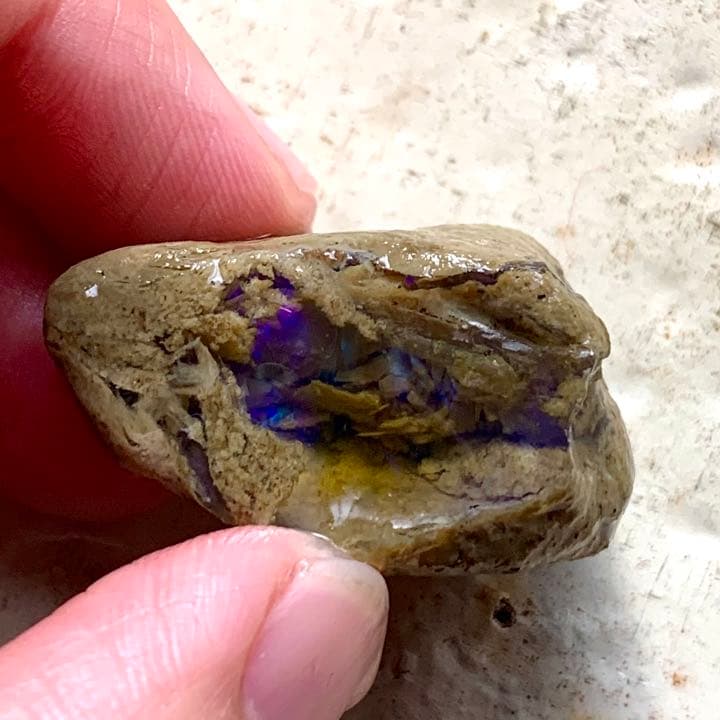 今だけお買い得！素朴で可愛いオパール原石73.5ct/鉱物標本