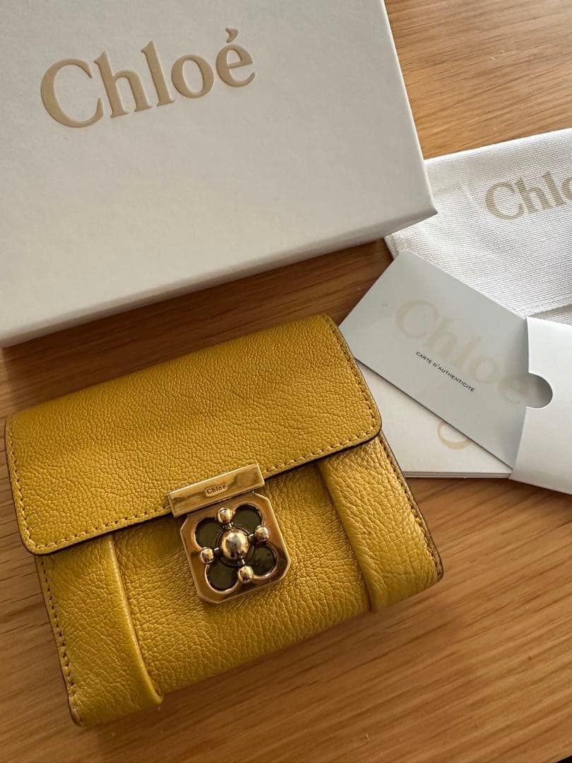 Chloé イエロー 二つ折り財布