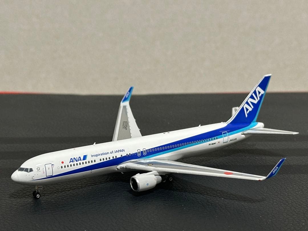航空機・ヘリコプター Phoenix ANA B767-300ER JA622A 1/400