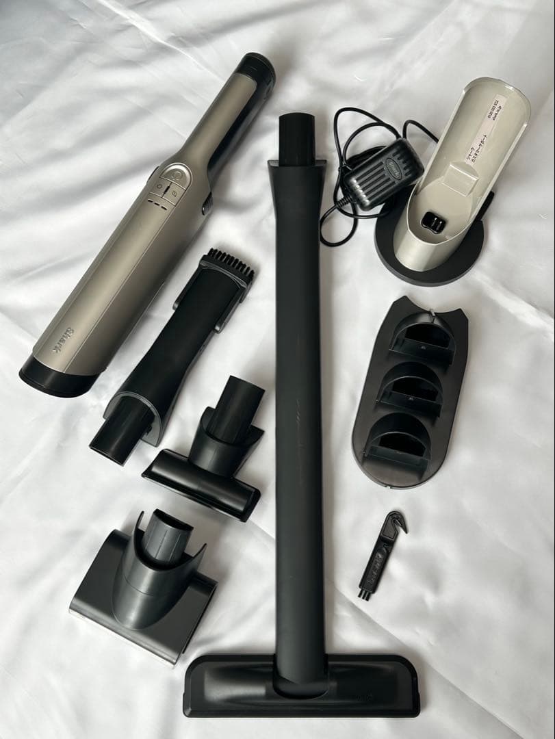 Shark シャーク エボパワーEX 充電式ハンディクリーナー　 スタンド付き