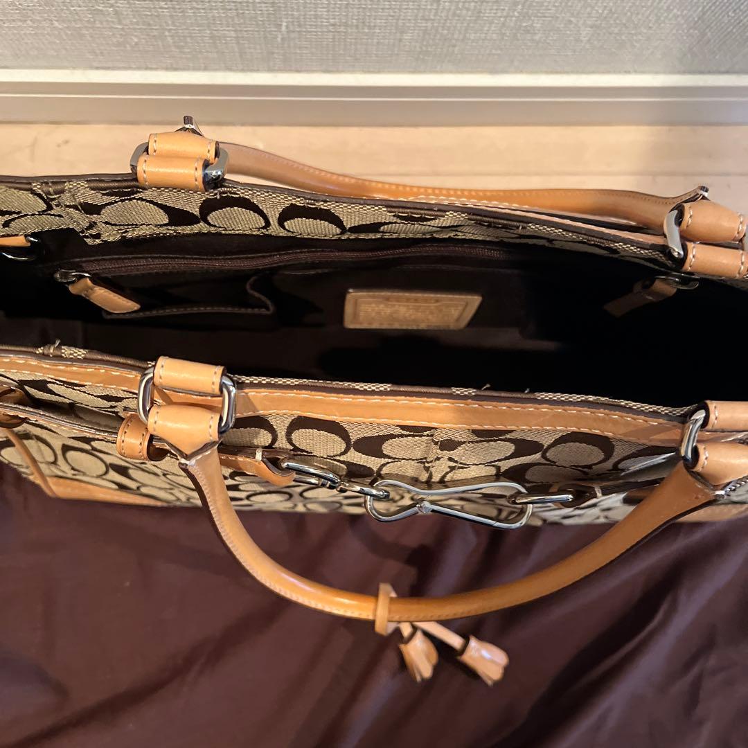 美品 Coach バッグ 中型 ベージュとブラウン