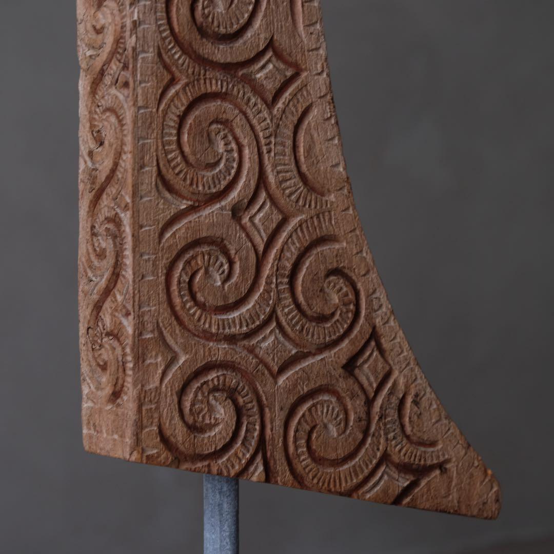 インドネシア スラウェシ島 トラジャ族 木彫オブジェ　彫刻 建材 古材 古道具