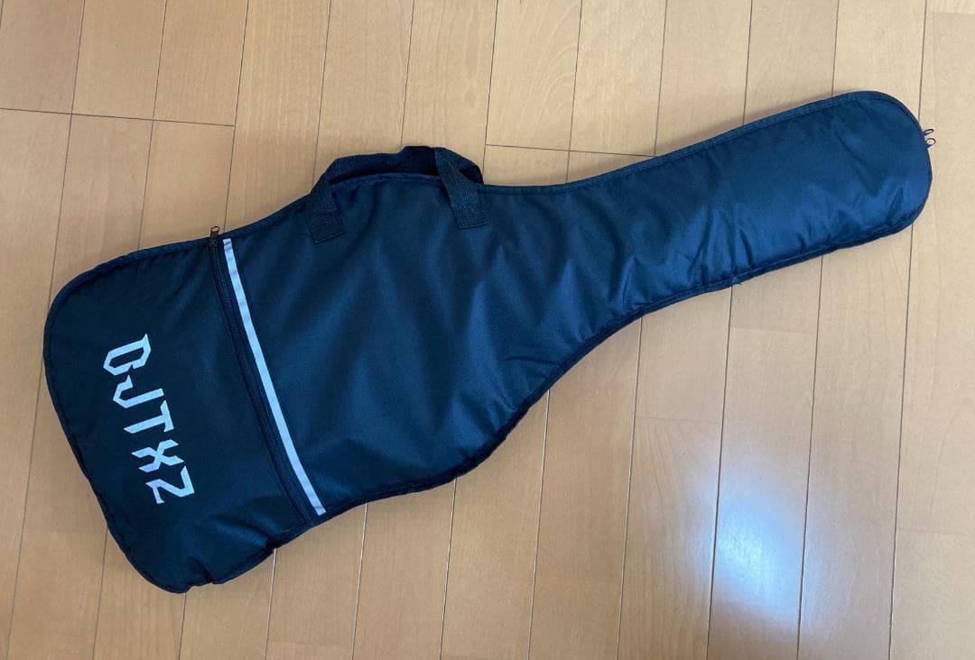 変形タイプ　エレキギター 　サーフグリーン　美品　シンクロナイズドトレモロ