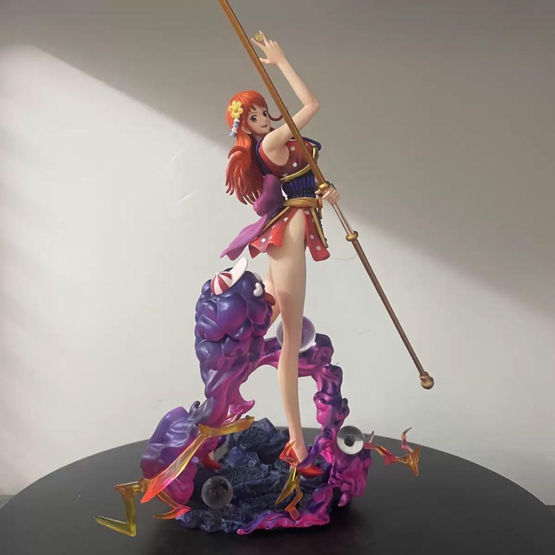 ONE PIECE ワンピース　ナミ　高さ30cm 海外フィギュア