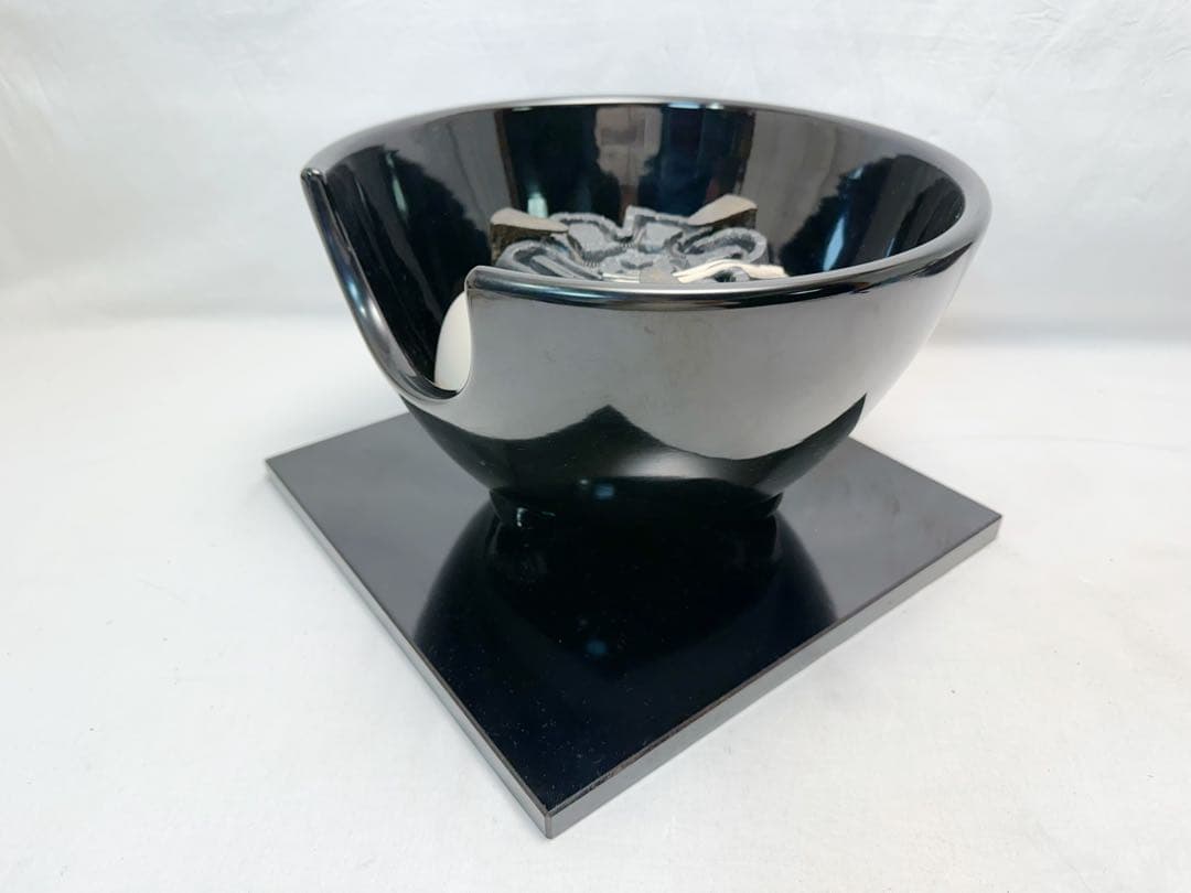 ほぼ未使用 茶道具 黒真塗 紅鉢型 野々田商店製電熱器 釜師浄義作 松地紋真形釜