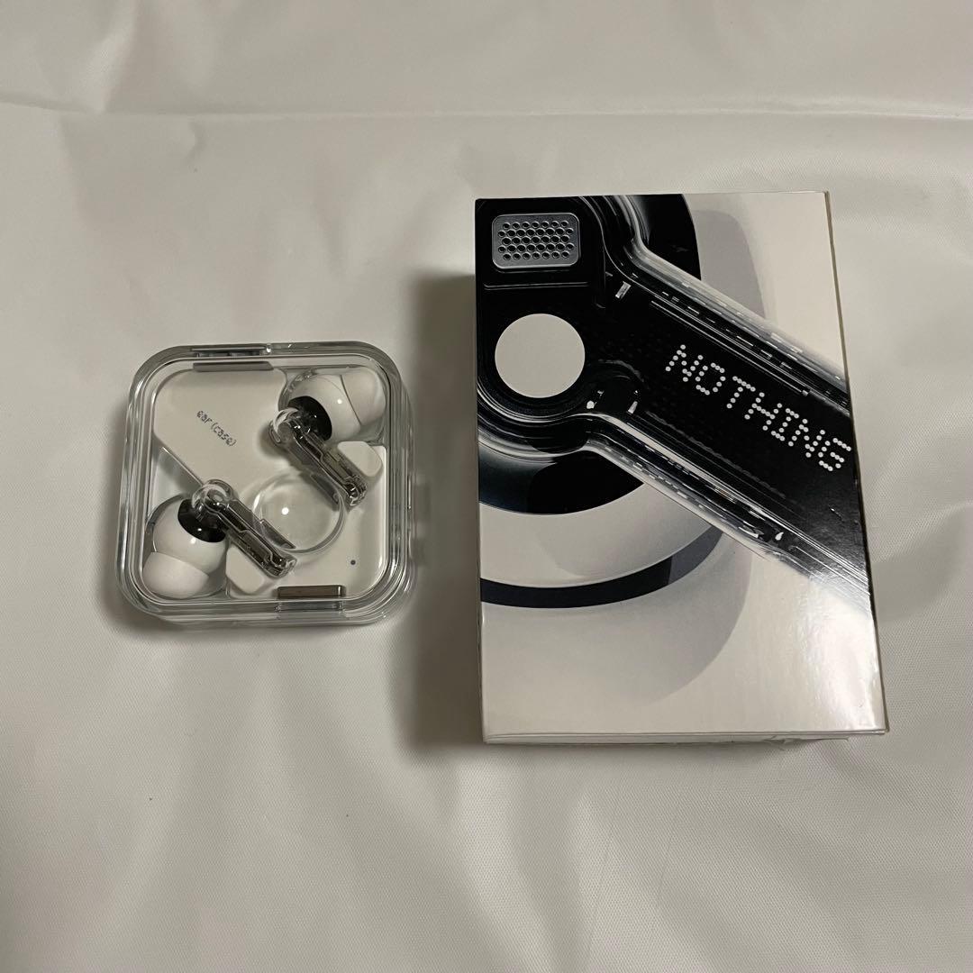 【美品】Nothing Ear (2) ワイヤレスイヤホン