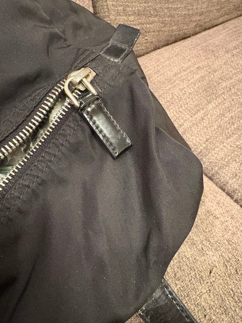 【のんびり◡̈⃝】プラダ ミニボストン ハンドバッグ ナイロン レザー