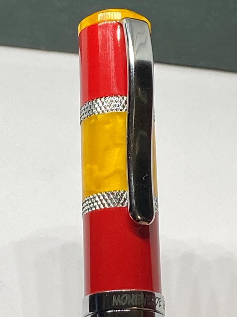 廃番・サンセット レッド柄アクリル樹脂軸！ モンテベルデ⑥／レガッタ/RB/美品