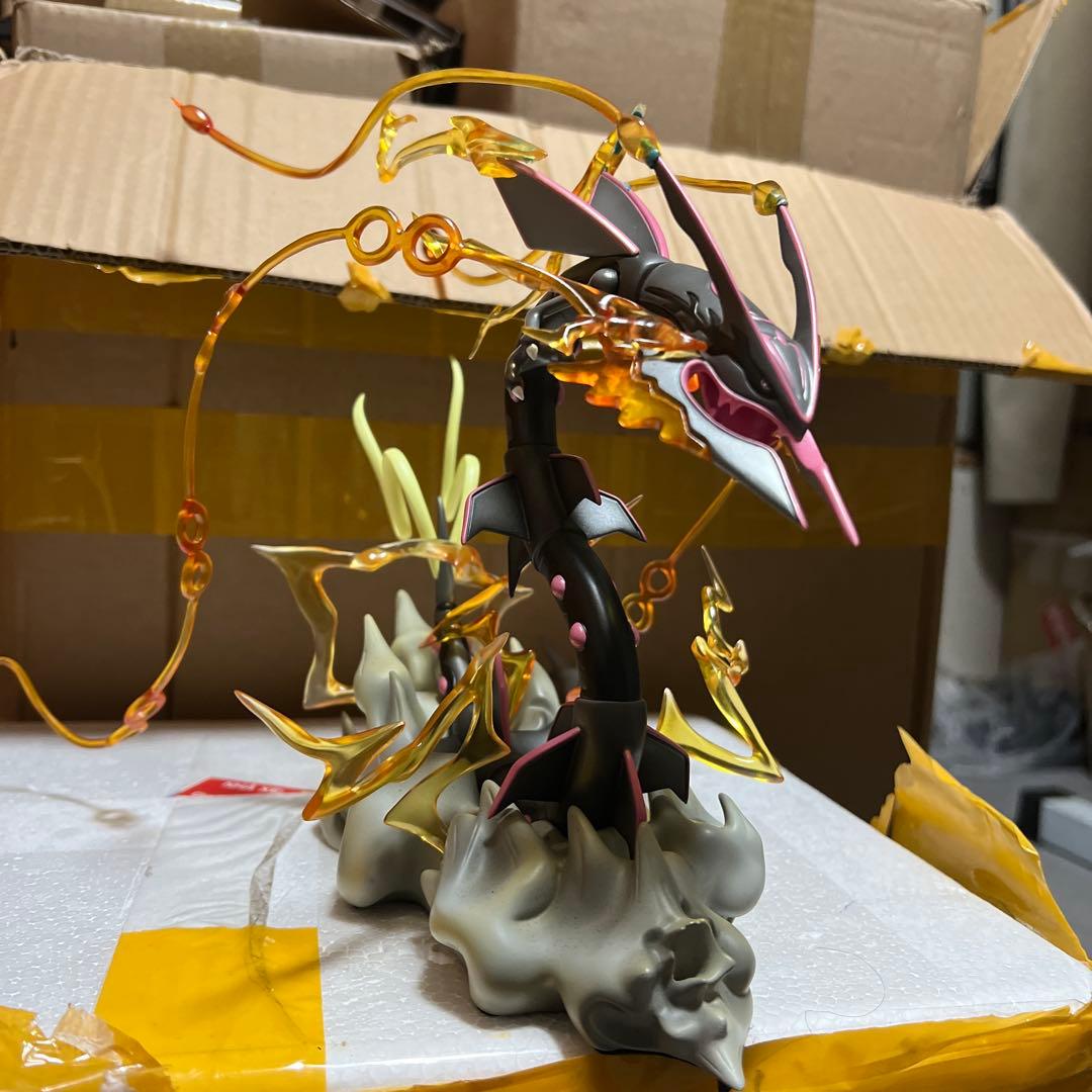 ポケモンスケールワールド　1/20サイズ　黒レックウザ