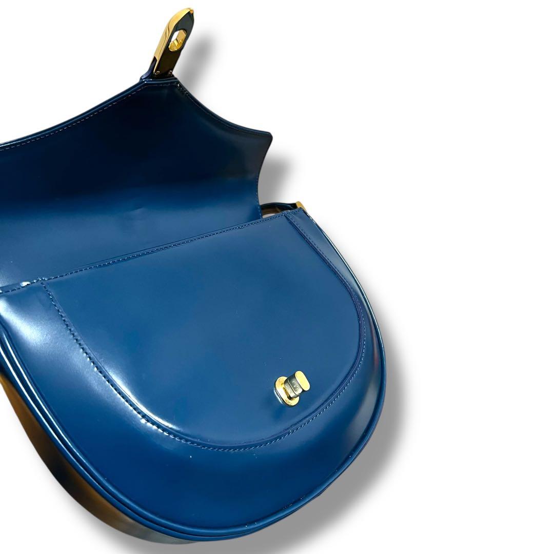 美品 傳濱野 ショルダーバッグ レザー アビスブルー アールクラネ ターンロック