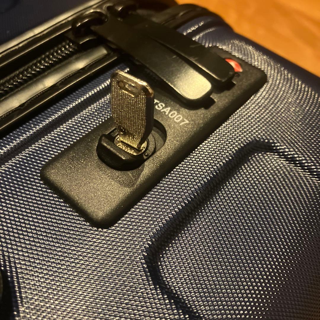 無印良品　36Ｌ　キャリーケース　紺色　機内持込可