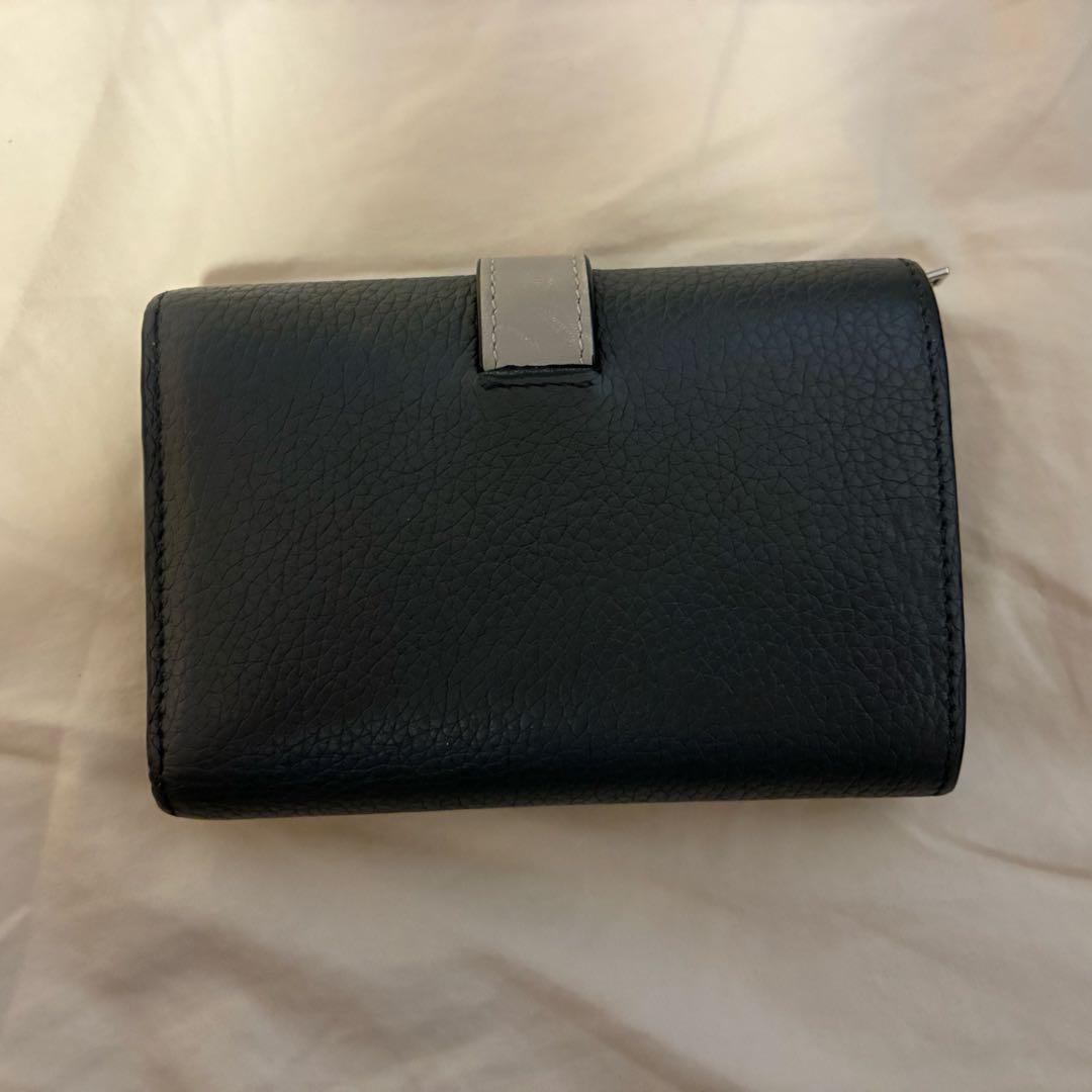 LOEWE ロエベ 三つ折り財布