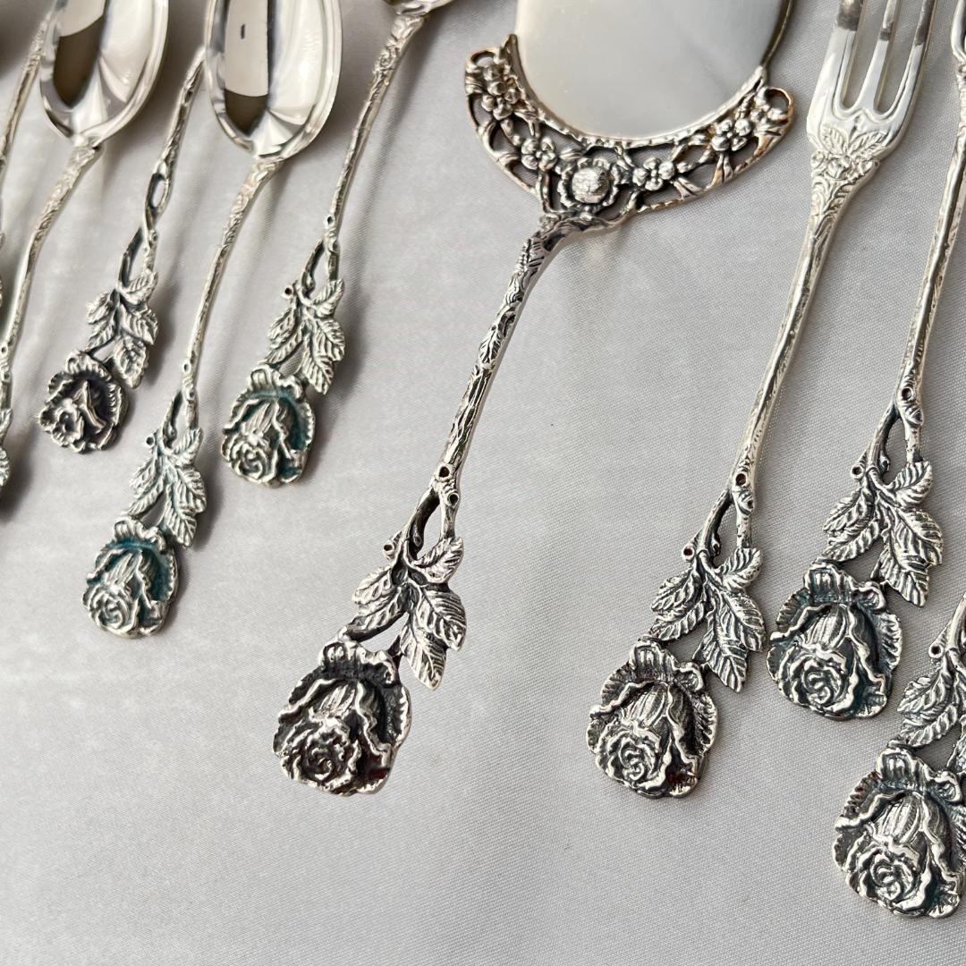 【ドイツ】 ヒルデスハイムローズのデザートセット 16本ケース 薔薇モチーフ