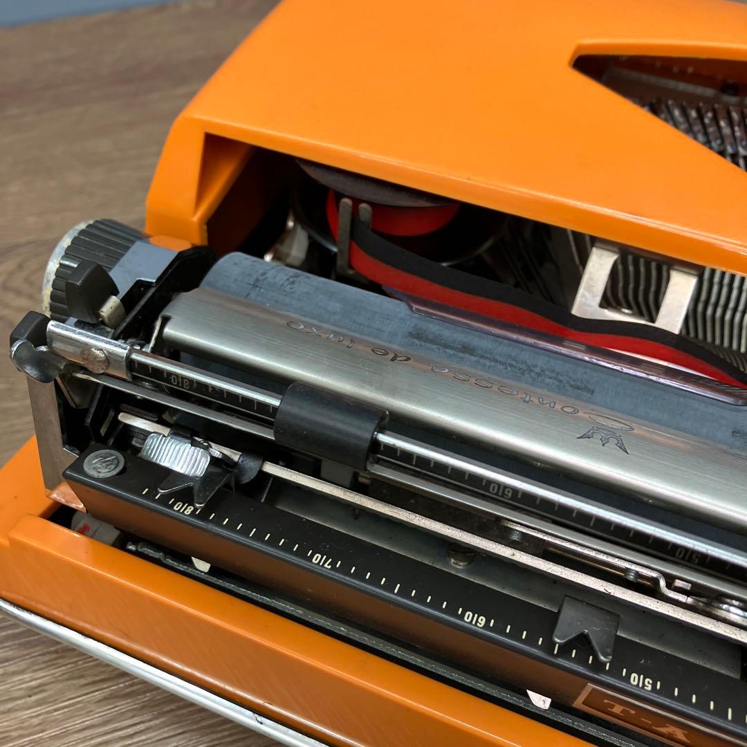 B-5 ジャンク品 昭和レトロ 希少 極美品 Triumph タイプライター