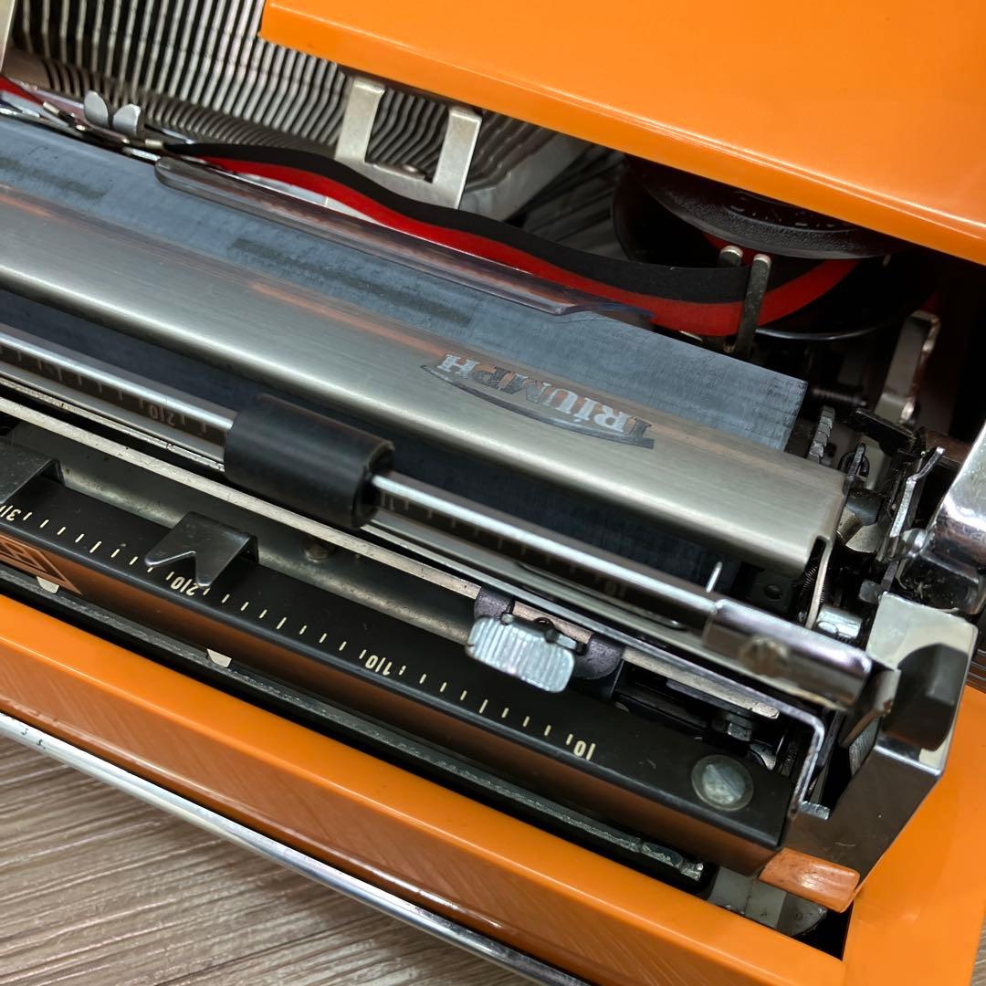 B-5 ジャンク品 昭和レトロ 希少 極美品 Triumph タイプライター