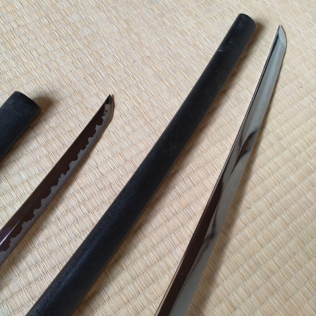 【大小】模造刀 模擬刀 2本 武具 置物 演劇 コスプレ 鍔 黒鞘