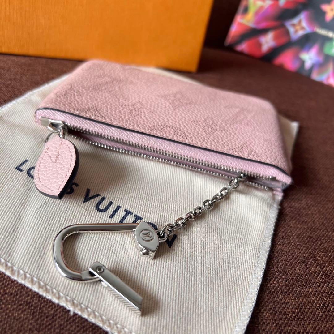 ルイヴィトン　モノグラム マヒナ ケース 小銭入れ ピンク