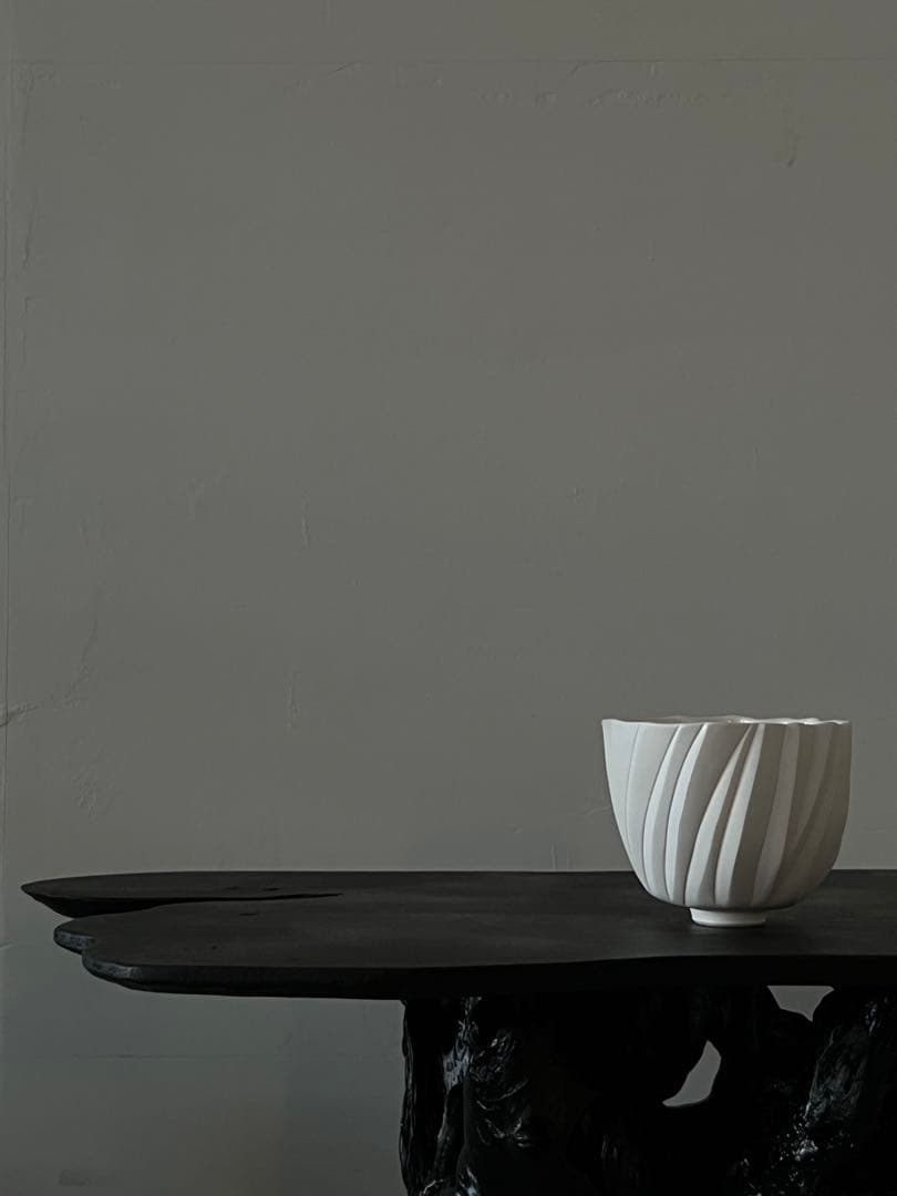 高橋奈己 『 白磁茶碗 』H.95 x Φ.114mm／茶道具 人気現代陶芸家