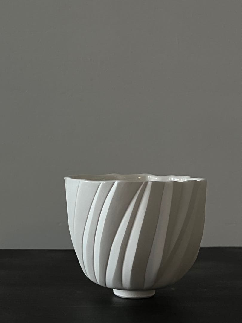 高橋奈己 『 白磁茶碗 』H.95 x Φ.114mm／茶道具 人気現代陶芸家