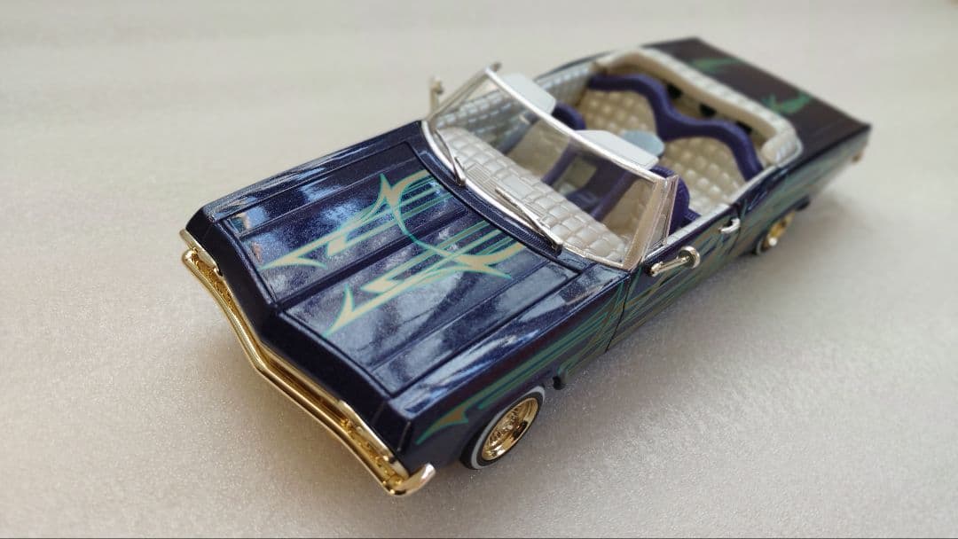 Hot Wheels インパラ　ダークブルー コンバーチブル