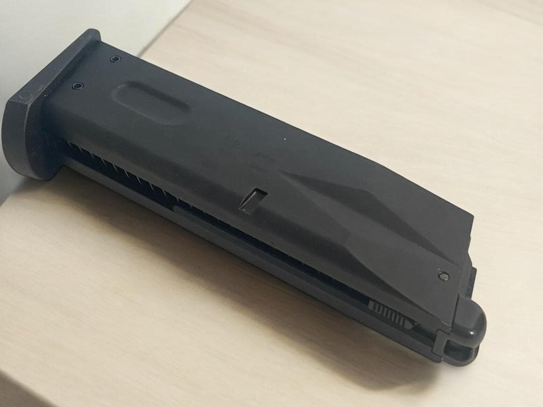 ●MARUI ●M92F ベレッタ ミリタリーモデル ●ガスブローバックガン