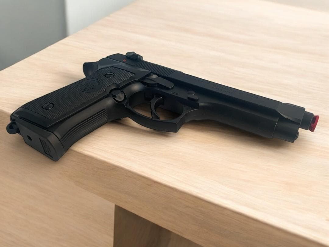 ●MARUI ●M92F ベレッタ ミリタリーモデル ●ガスブローバックガン