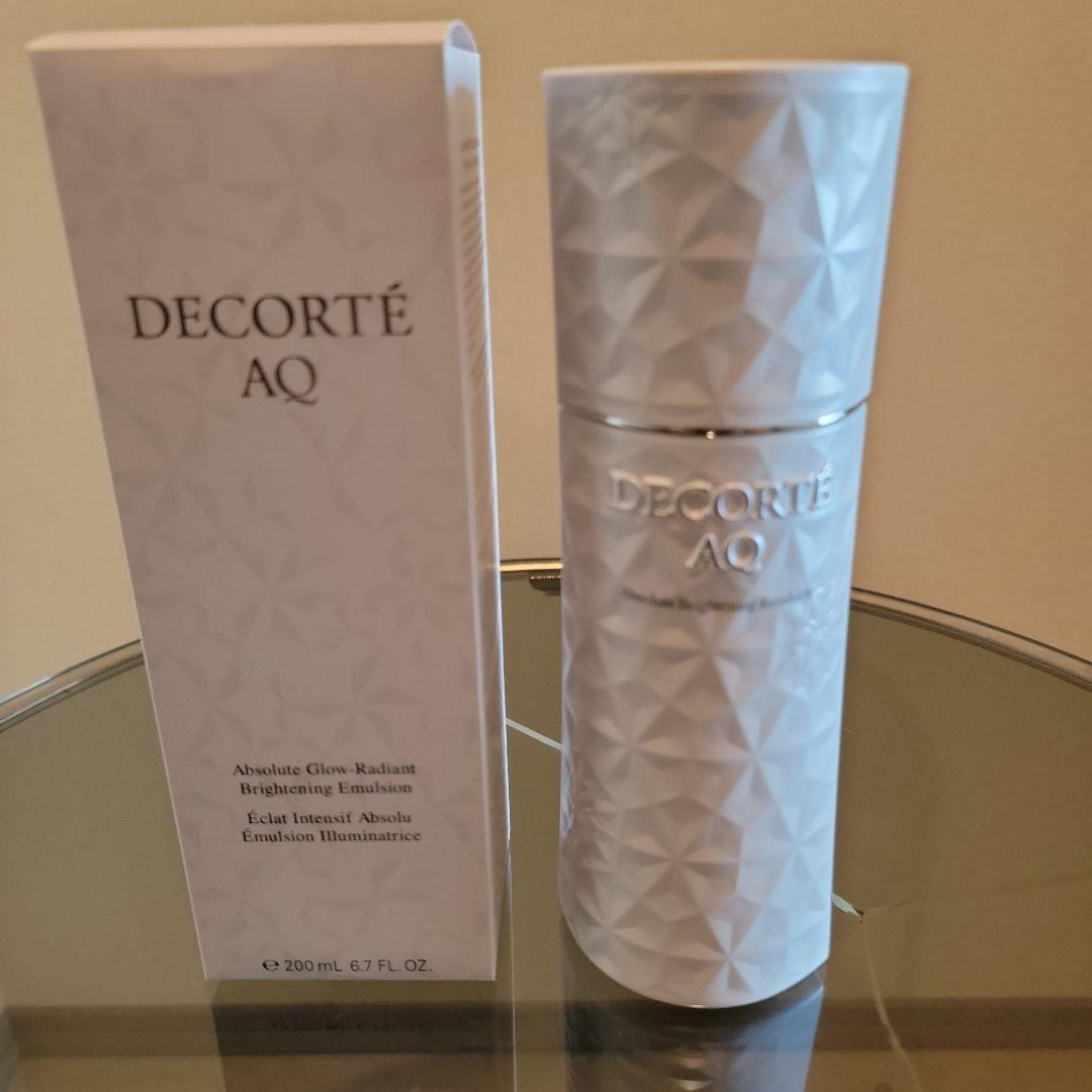 コスメデコルテAQ　アブソリュートエマルジョンブライト　乳液　200㎖