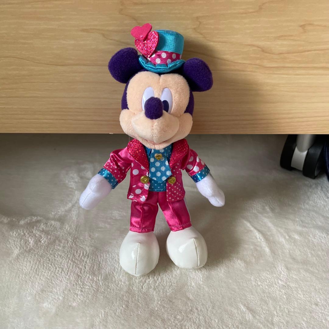ミッキー　ぬいぐるみバッジ　ミニーのファンダーランド　ミニーのパルパルーザ