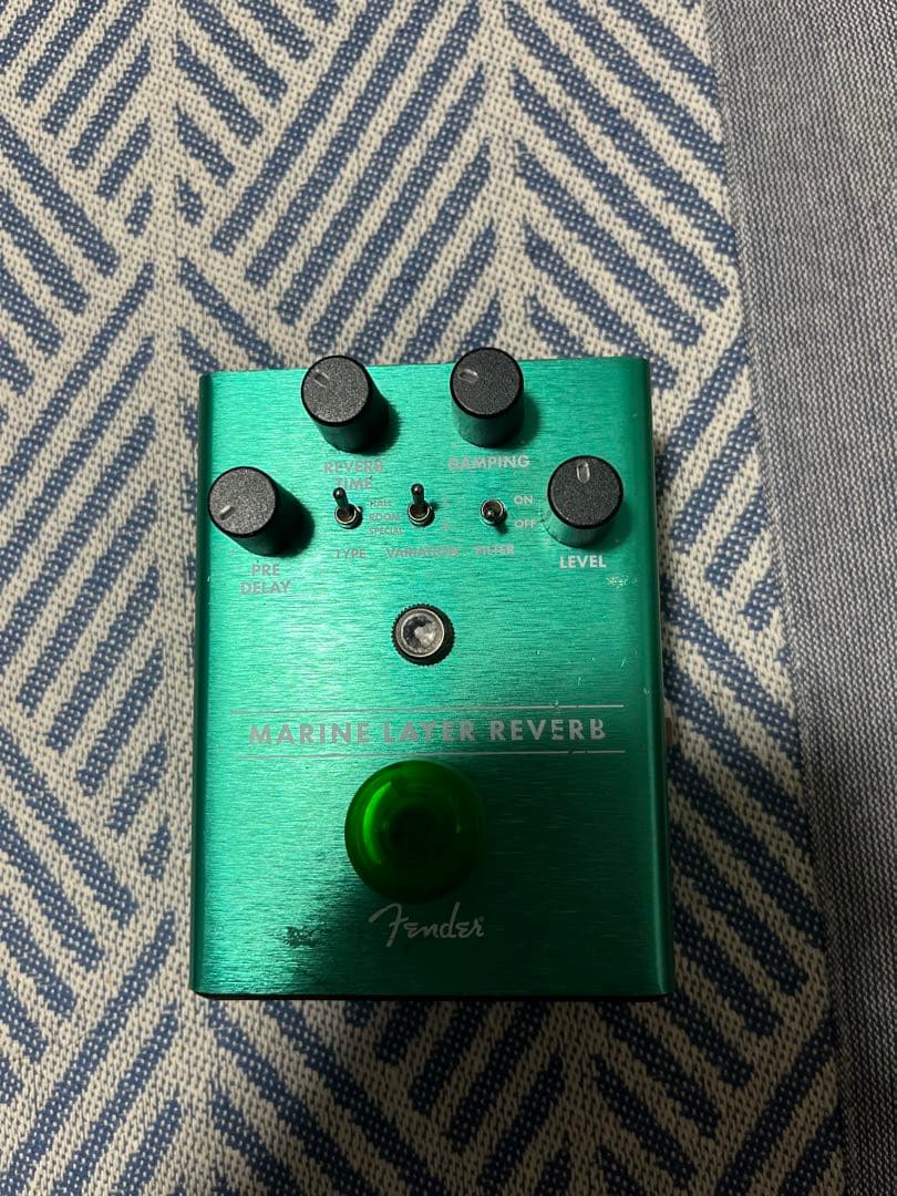 ギター Fender marine layer reverb