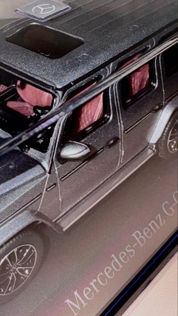 正規メルセデスベンツ G500 AMGラインプラチナムマグノ Gクラス1/43