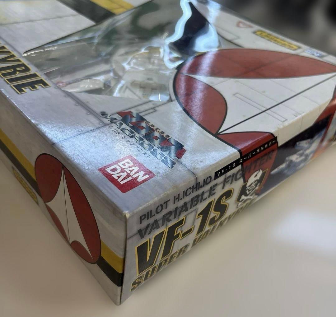 【未使用】1/55VF-1S スーパーバルキリー ロイ•フォッカー機 可変戦闘機