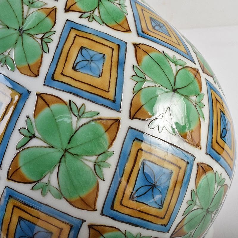 九谷焼　宮川哲爾造　色絵草花更紗文　花器　共布共箱　M　R9235B