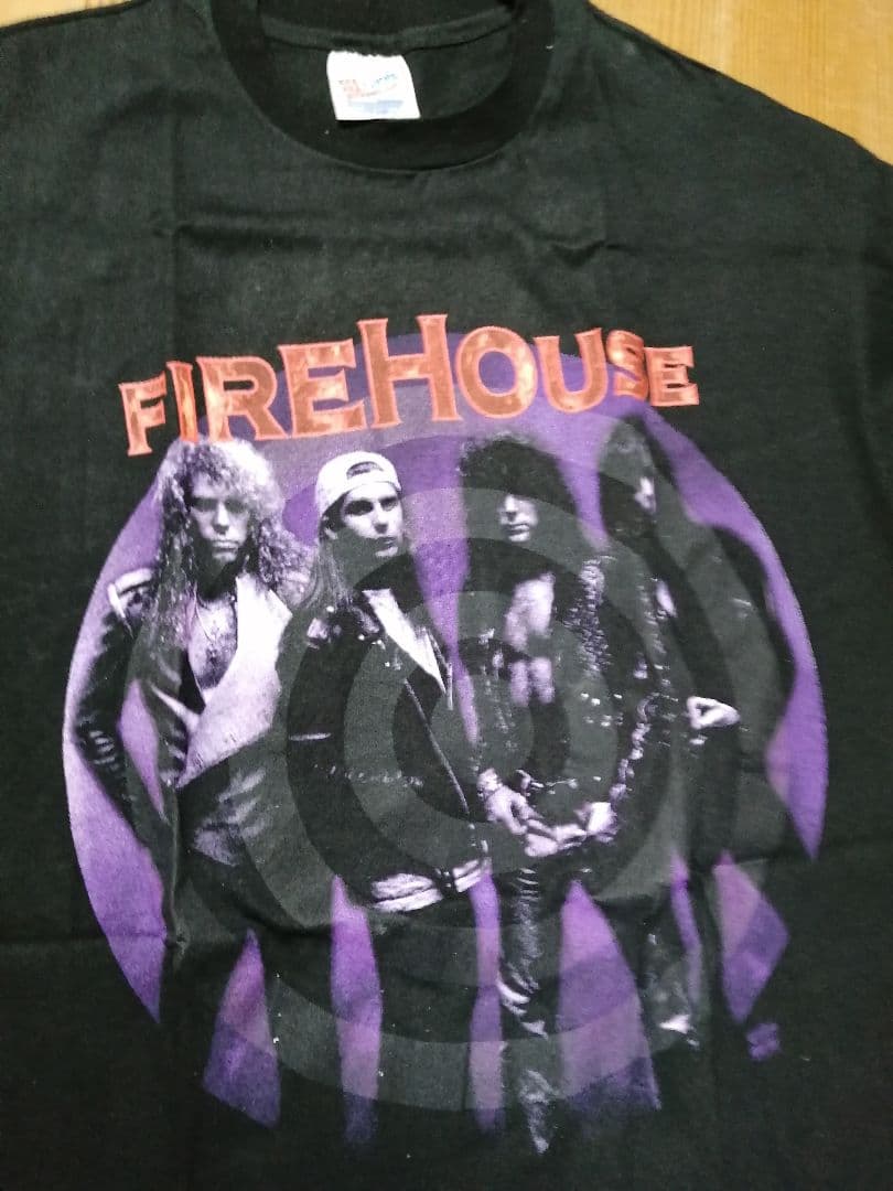 FIREHOUSEファイヤーハウスハードロックバンドビンテージバンドTシャツ 黒