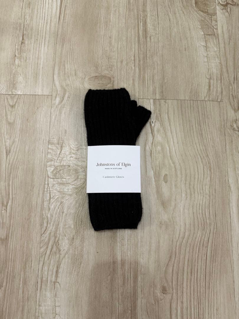 ジョンストンズ　JOHNSTONS カシミヤ 手袋　フィンガーレスグローブ　黒
