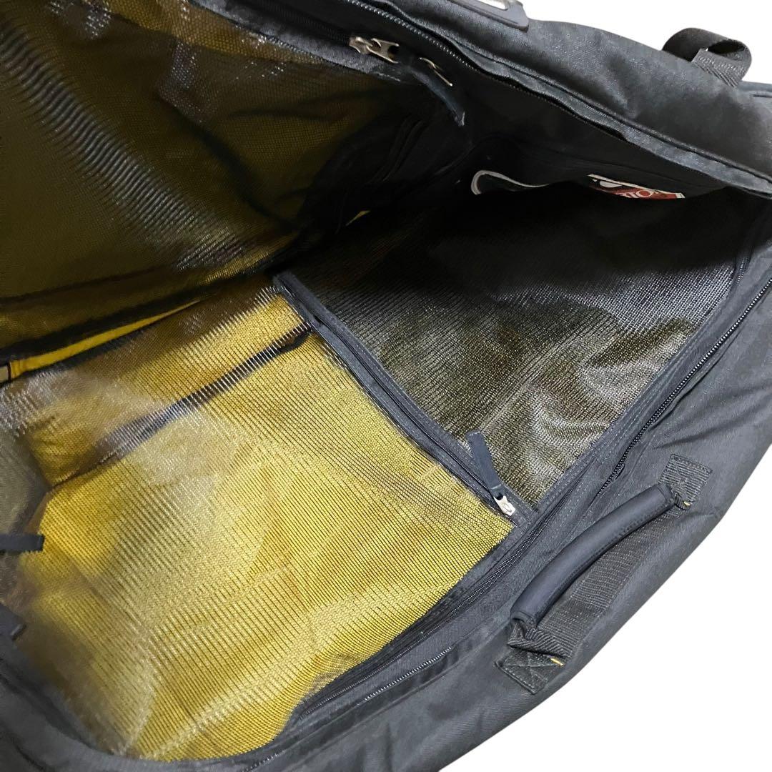 【BURTON】スノーボード キャスター付きバッグ 大容量 ブラック