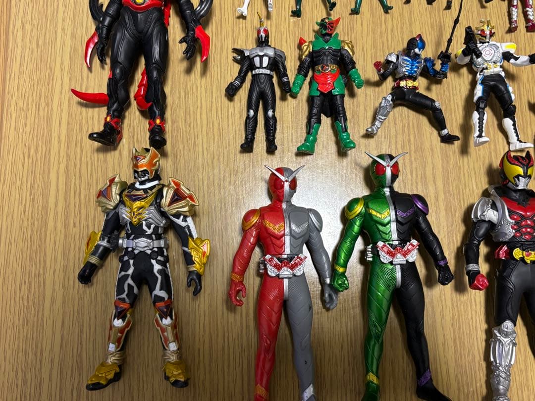 仮面ライダー 特撮 戦隊モノ フィギュア 指人形 まとめ売り 68体