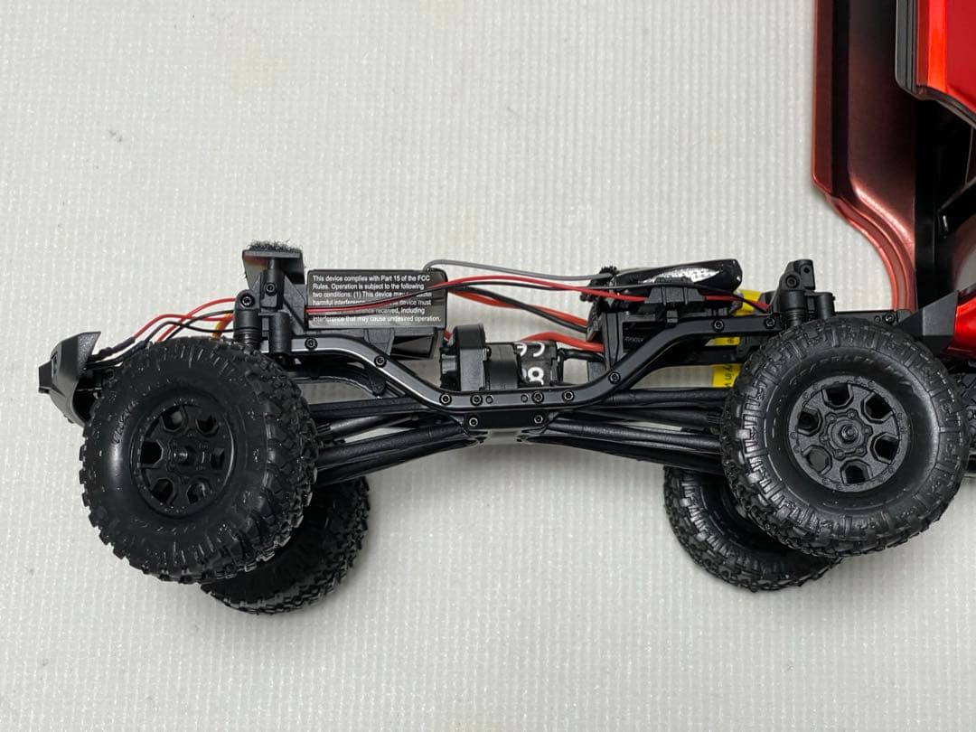 アキシャル1/24 SCX24 2021 フォード ブロンコ 4WD RTR 赤