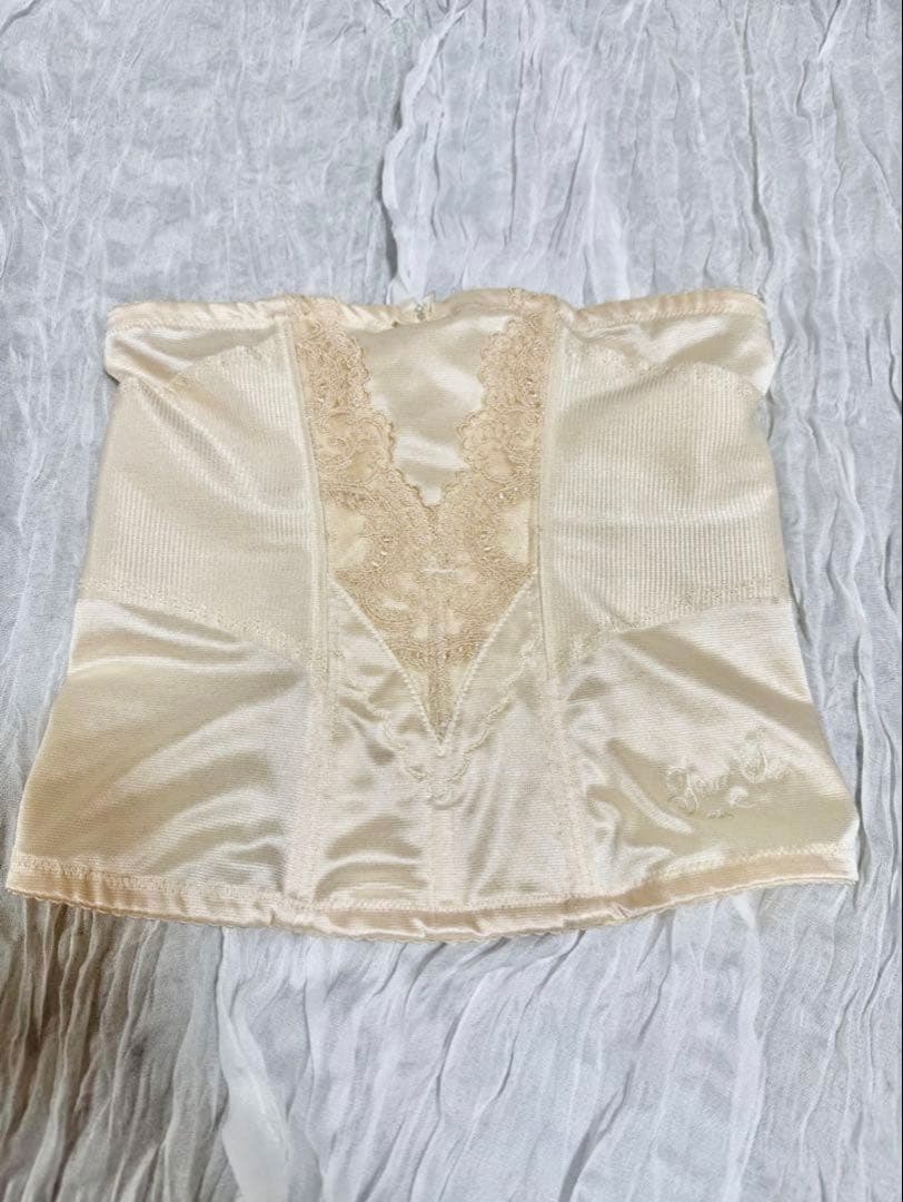 ブライダルインナーセット　フォーシスアンドカンパニー