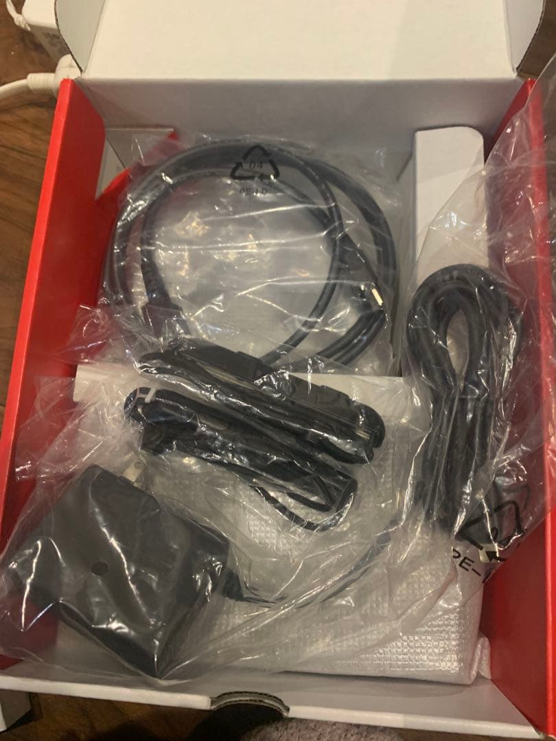 Nintendo switch 本体　桃鉄ソフト付き