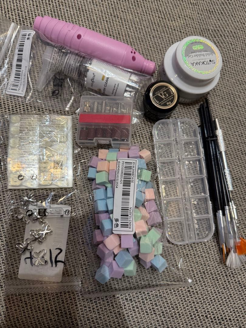 ジェルネイル用品まとめ売り 大量セット ネイルマシンUVライト付き