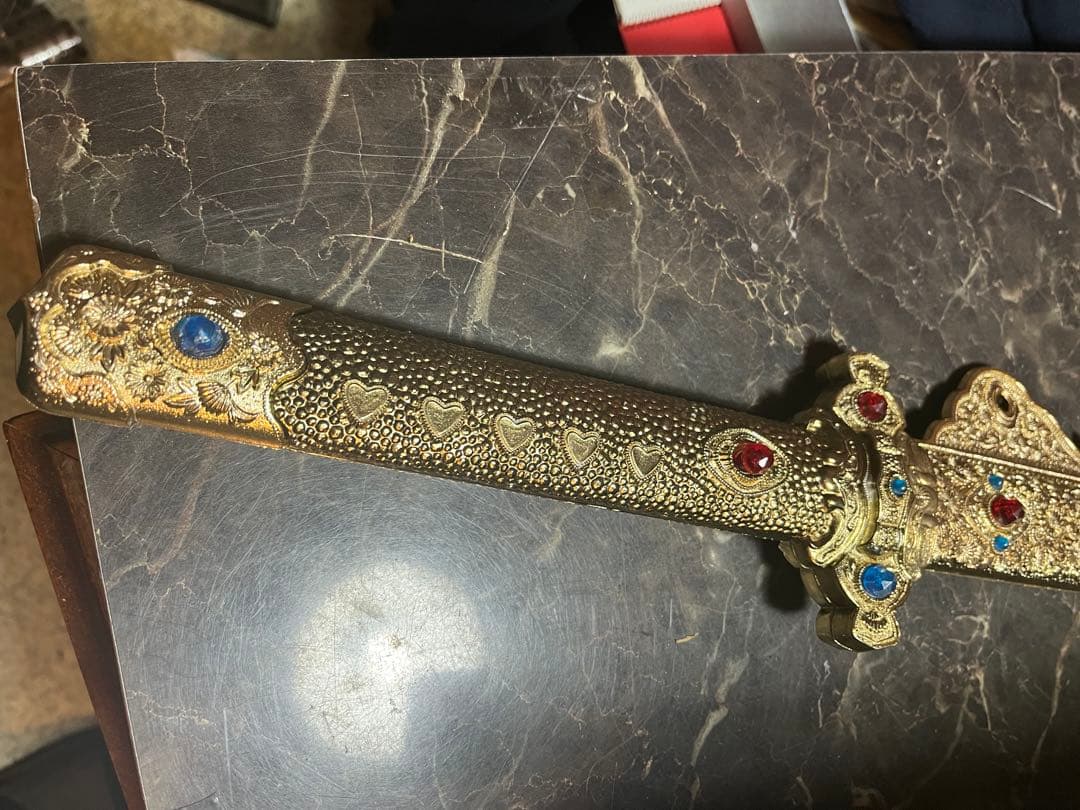 国宝梨地螺鈿金装飾剣、梨地螺鈿金装飾剣、模造刀、レプリカ、金メッキ