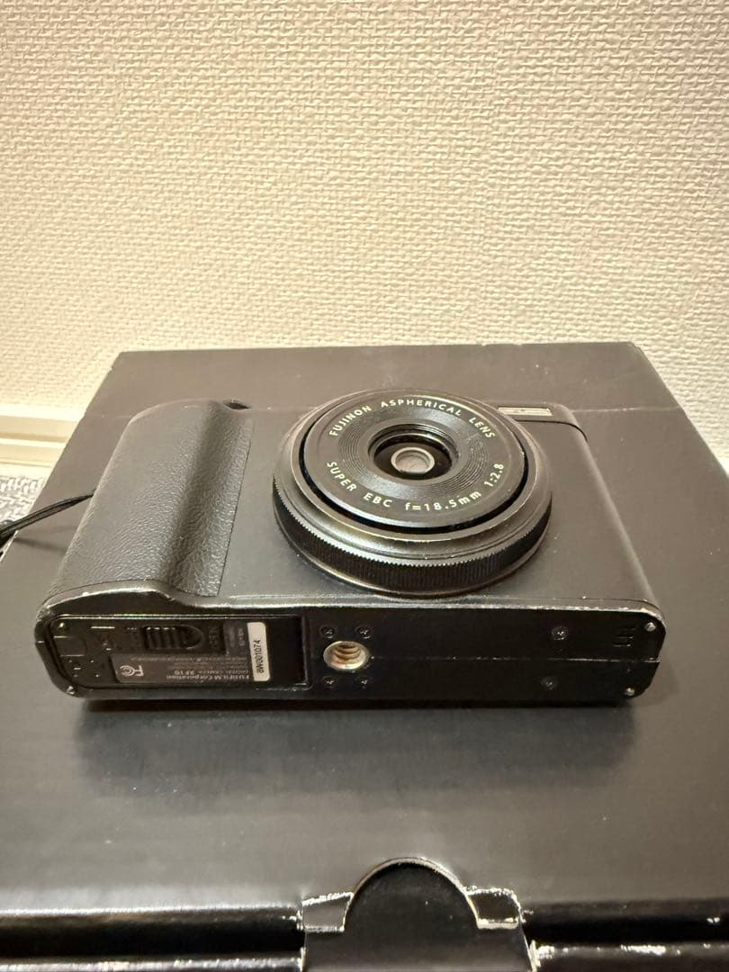 フジフィルム FUJIFILM XF10 ブラック