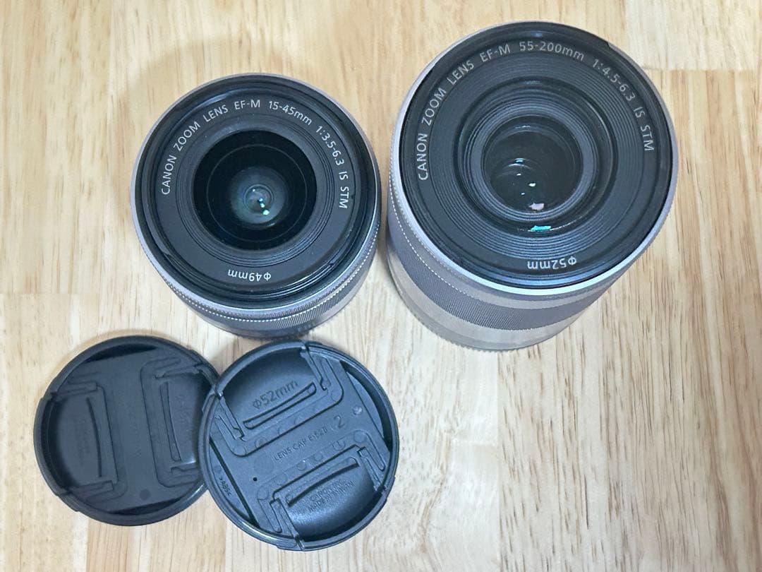 Canon EOSm10ミラーレスカメラ レンズ2本付き