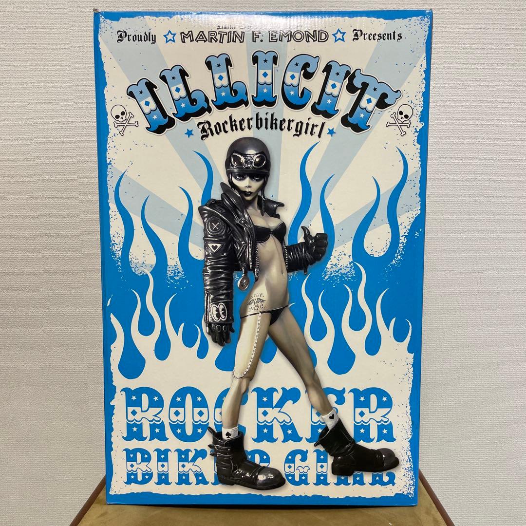 マーティンエモンド　ロッカーバイカーガールスタチュー