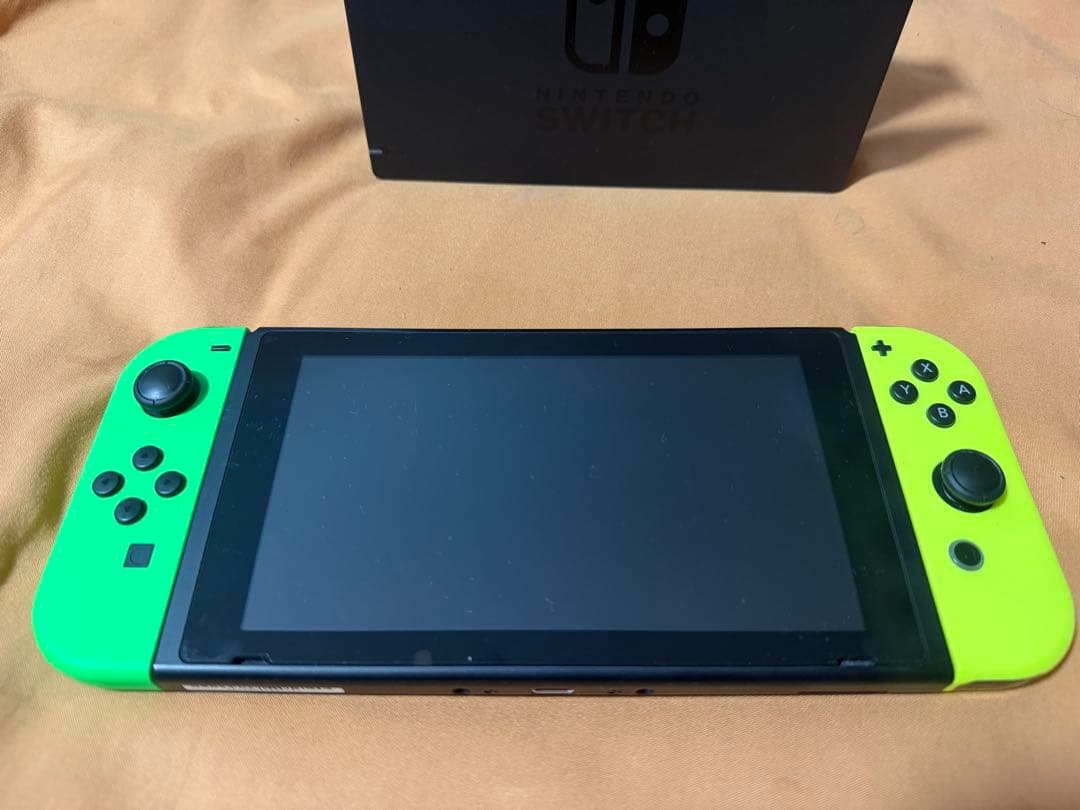 ヨ*ー様 Nintendo Switch グリーン/イエロー 本体
