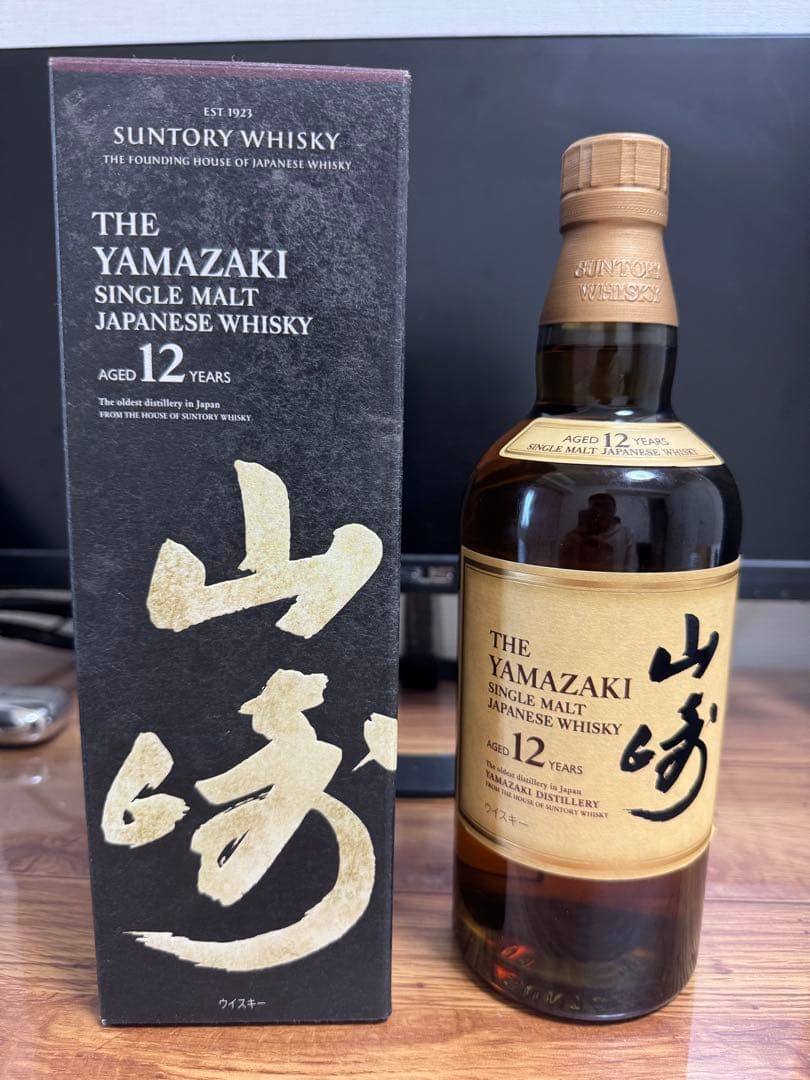 山崎12年　SUNTORY THE YAMAZAKI 12年 700ml