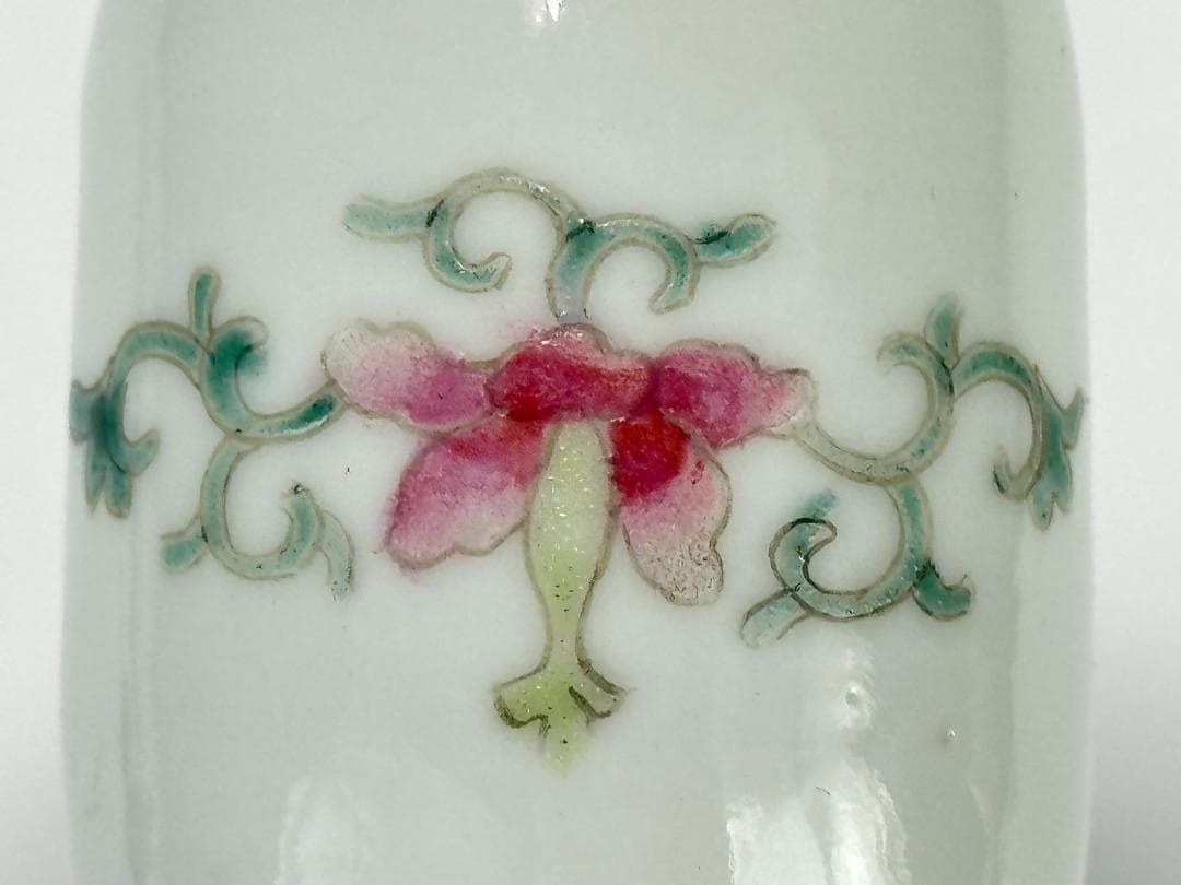 中国美術　清朝　清代　粉彩花卉文燈台　燭台　時代物　唐物　古物　旧蔵家出し